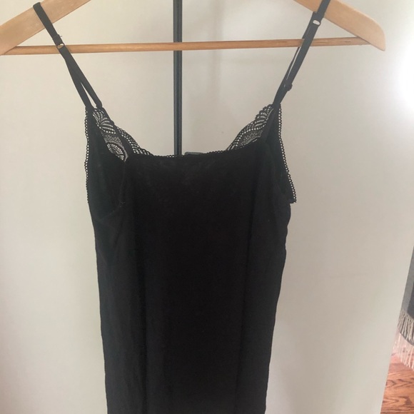 Tahari tank top - Picture 2 of 3